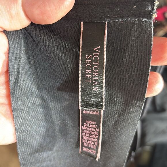 Victoria’s Secret women’s 34C black lined Demi underwire racerback front clasp - Picture 4 of 4